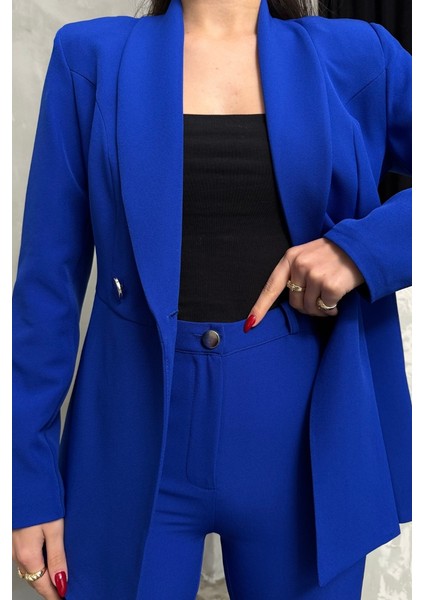 Kadın Ikili Blazer Ceket Pantolon Takım Pile ve Düğme Detaylı Boru Paça modelleri