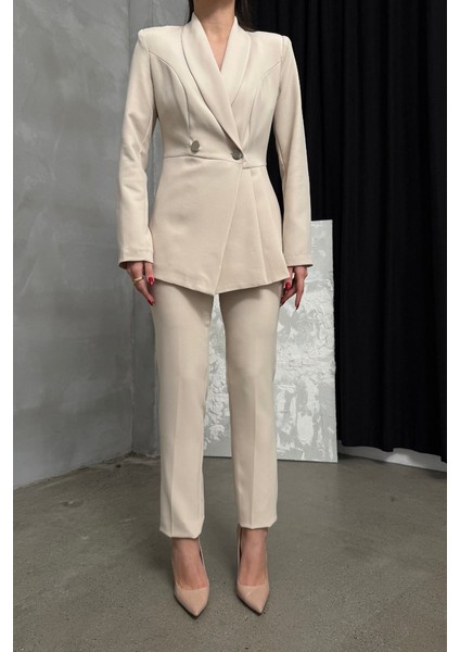 Kadın Ikili Blazer Ceket Pantolon Takım Pile ve Düğme Detaylı Boru Paça fiyatları