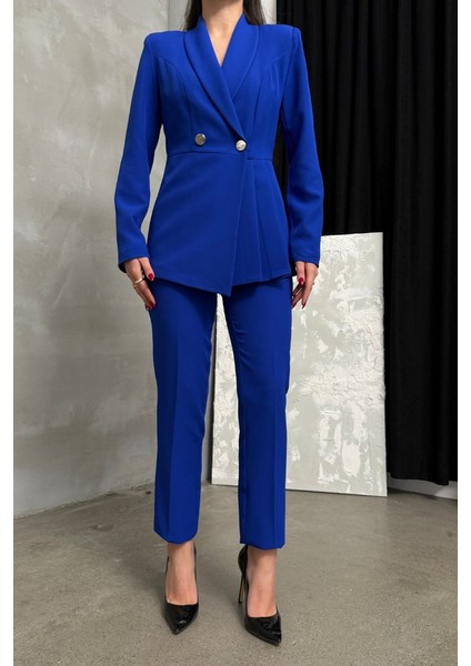 Kadın Ikili Blazer Ceket Pantolon Takım Pile ve Düğme Detaylı Boru Paça modelleri