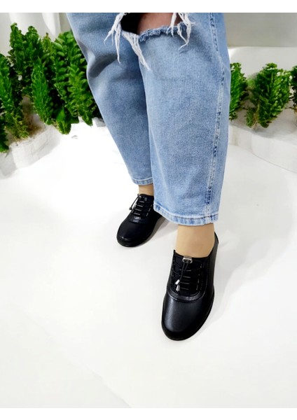 Kadın Lastikli Ayarlanabilir Düz Kalın Topuk Spor Babet Ayakkabı