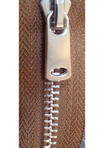 85 cm 1 Adet Parlak Gümüş Diş 5 No Metal Separe Fermuar Açık Kahvemsi Ton