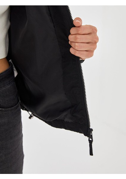 Lcw Vision Kapüşonlu Kadın Yağmurluk fırsatları