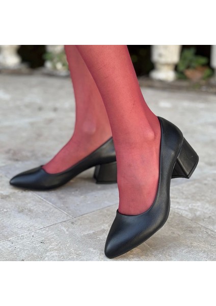 Metri Siyah Cilt Topuklu Ayakkabı fırsatları