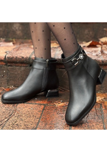 Terci Siyah Cilt Topuklu Bot fırsatları