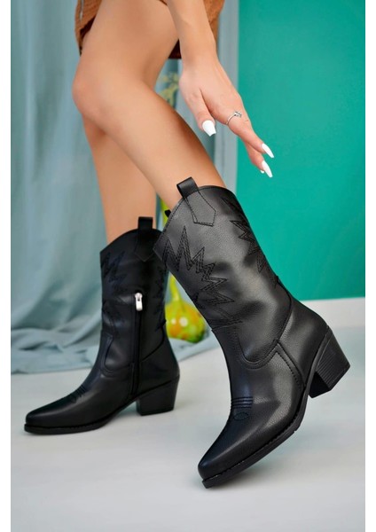 Emaly Siyah Cilt Topuklu Çizme
