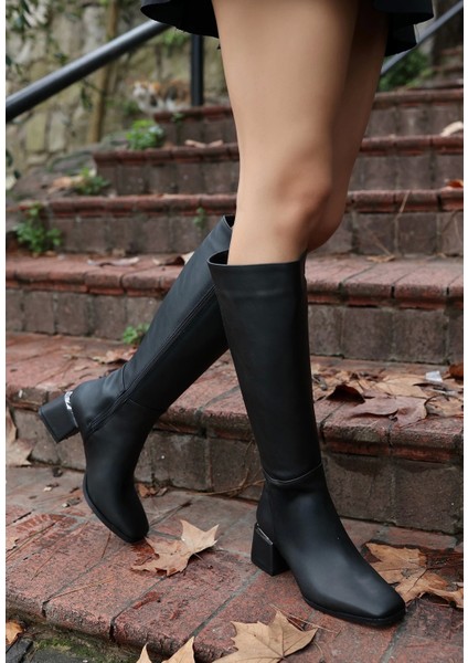 Ebrar Siyah Cilt Topuklu Çizme modelleri