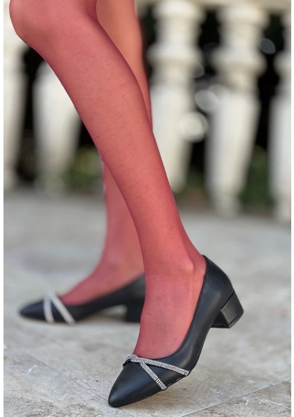 Rewen Siyah Cilt Topuklu Ayakkabı