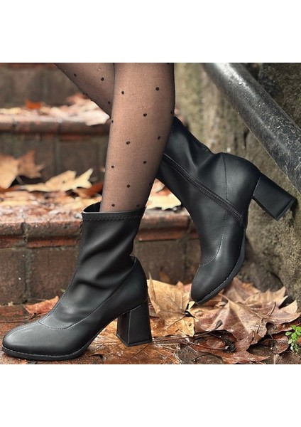 Kayte Siyah Cilt Streç Topuklu Bot fırsatları