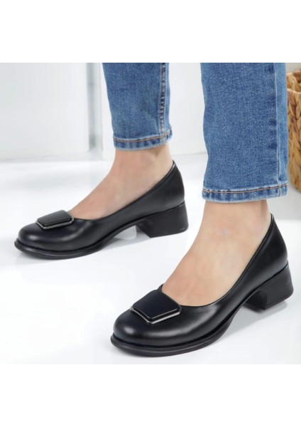 Siep Siyah Cilt Babet Ayakkabı fırsatları