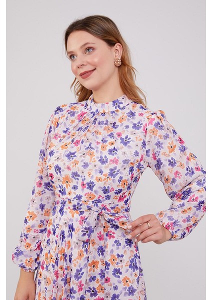 Mor Çiçek Desenli Belden Kuşaklı Elbise