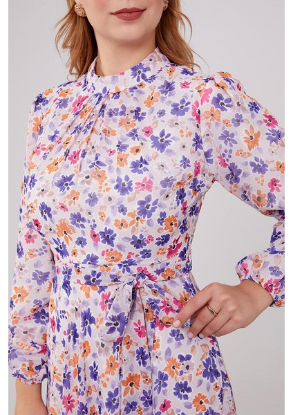 Mor Çiçek Desenli Belden Kuşaklı Elbise