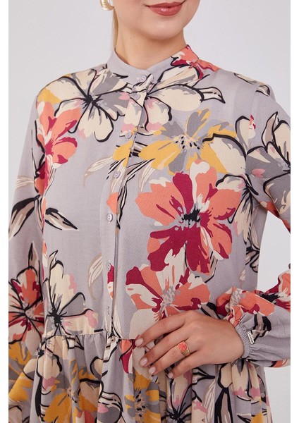 Gri Eteği Volanlı Empirme Elbise