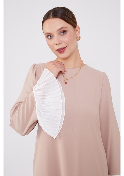 K.bej Kolları Şifon Pliseli Elbise fırsatları