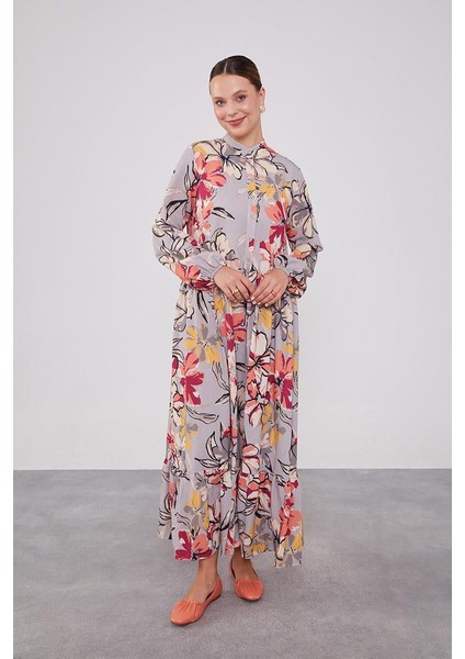 Gri Eteği Volanlı Empirme Elbise modelleri