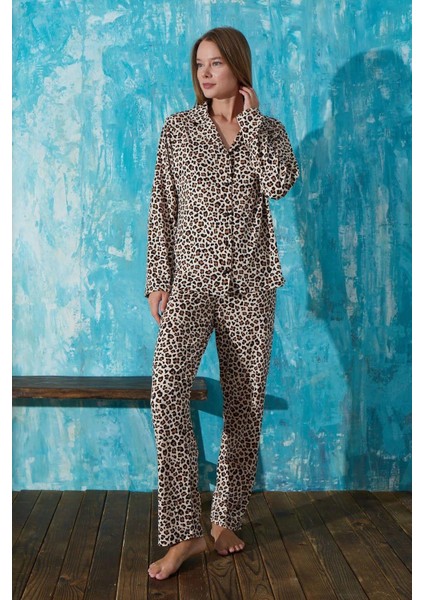 Kadın Büyük Beden Leopar Önden Düğmeli Pijama Takımı