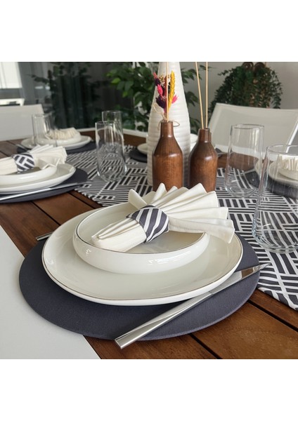 Amerikan Servis Klasik Desen Takım 6 Supla, 6 Kumaş Peçete, 6 Peçete Halkası ve Runner Örtü Kombin 2 5,0 4 Değerlendirme modelleri