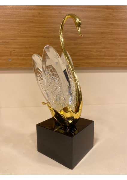 Dekoratif Kristal ve Pirinç Altın Ortaboy Kuğu Boy 22 cm fiyatları