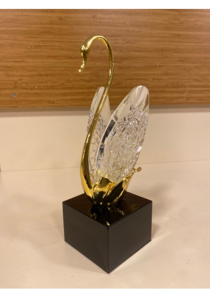 Dekoratif Kristal ve Pirinç Altın Ortaboy Kuğu Boy 22 cm modelleri