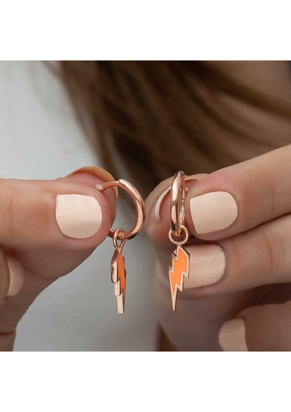 Gümüş Fosforlu Turuncu Şimşek Küpe modelleri