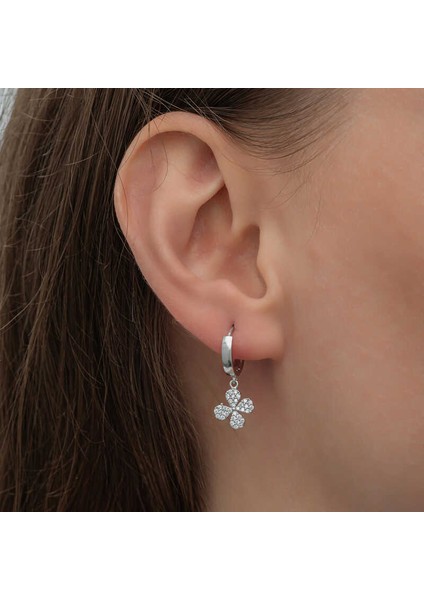 ​gümüş Sallantılı Yonca Kadın Küpe fiyatları