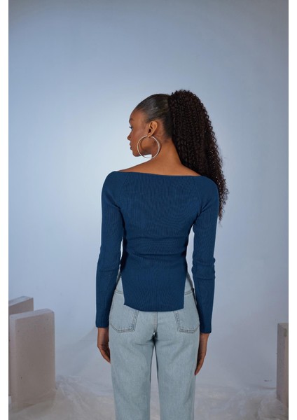 Uzun Kol Kalp Yaka Rolla Kazak indirimleri