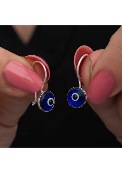 Gümüş Sallantılı Nazar Kadın Küpe