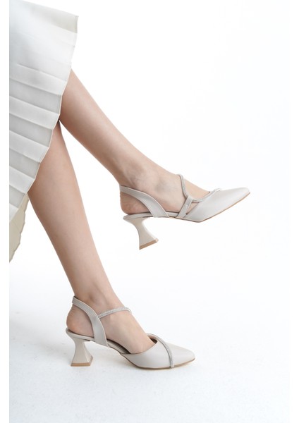 Ten Saten Taşlı Kısa Topuklu Kadın Ayakkabı fırsatları