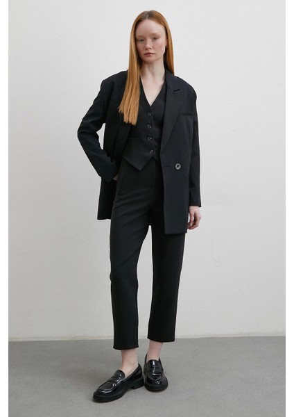 Önü Pensli Skinny Kumaş Pantolon Siyah