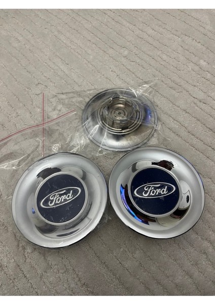 3lü Focus 2 Ghia Jant Göbeği 2002-2005 Arası Araçlara Uyumlu 3’lü