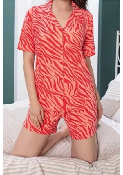 Kadın Pamuklu Kırmızı Desenli Önden Düğmeli & Şortlu Pijama Takımı Q6U1O0K6KA fiyatları