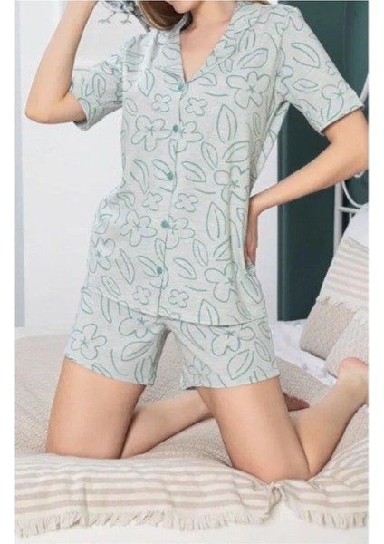 Çiçek Desenli Yeşil Kısa Kollu Önden Düğmeli Şort-Gömlek Pijama Takımı Q6U0O9K2K