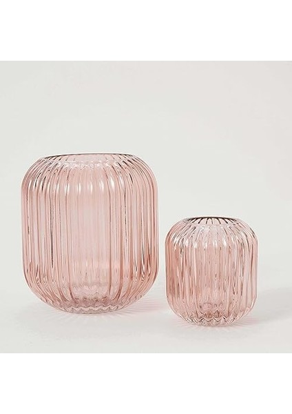 Pembe, L Bennett Mumluk, Yeni