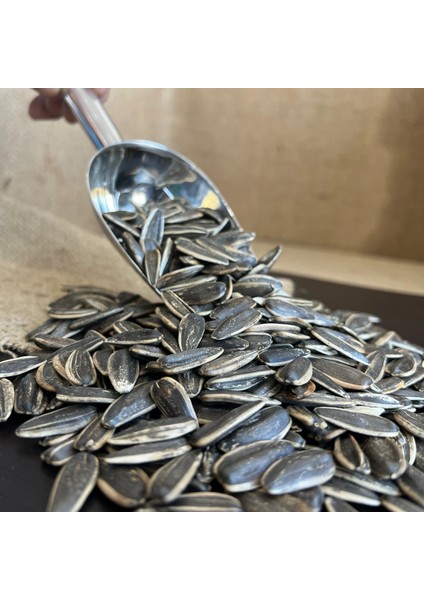 - Kavrulmuş Yerli Tuzsuz Siyah Ay Çekirdeği fiyatları