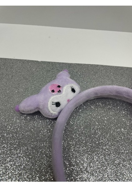 Kuromi Taç indirimleri