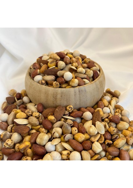 - Kokteyl Karışık Kuruyemiş fiyatları