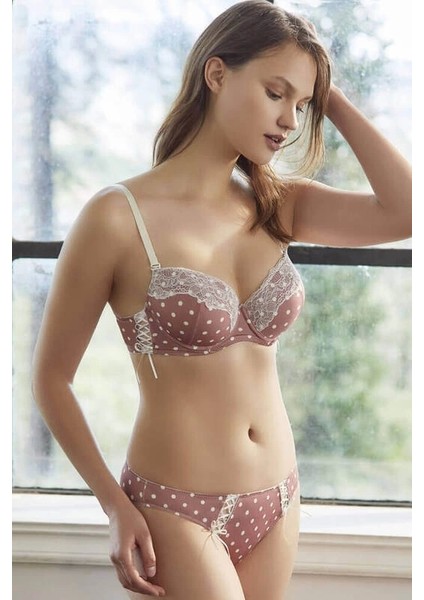 Viskon Balenli Destekli Dolgulu Puantiyeli Dantelli Sütyen ve Slip Takım 4189 modelleri