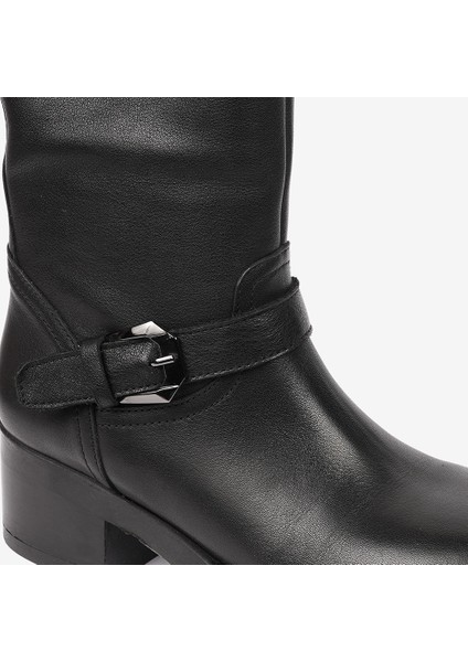 Kadın Siyah Hakiki Deri Günlük Bot 4K2TB59142 indirimleri