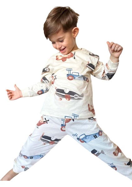 Erkek Çocuk Üzerinde Helikopter ve Araba Digital Baskılı Krem Pijama Takımı