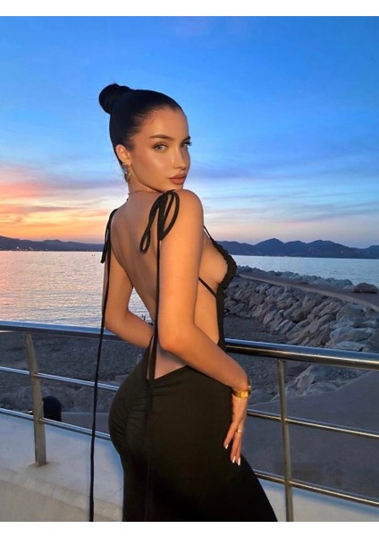 Sırt Dekolteli Büzgülü Elbise fiyatları