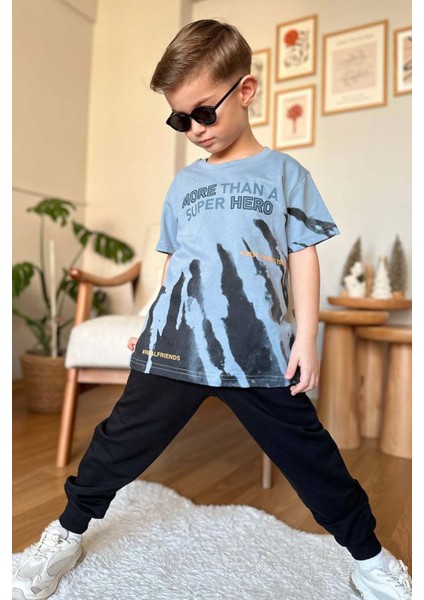Erkek Çocuk More Than Yazı ve Eskitme Yazı Baskı Detaylı T-Shirt Mavi Eşofman Takım