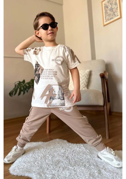 Erkek Çocuk Kargo Cepli ve Design Baskılı Bej Eşofman Takım