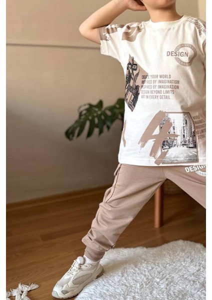 Erkek Çocuk Kargo Cepli ve Design Baskılı Bej Eşofman Takım