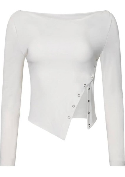 Çıtçıt Detaylı Beyaz Bluz