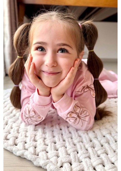 Kız Çocuk Bilekleri Manşetli Kelebek Desenli Pembe Pijama Takımı indirimleri