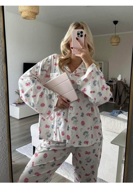 Meyve Desenli Uzun Kollu Beyaz Pijama Takımı