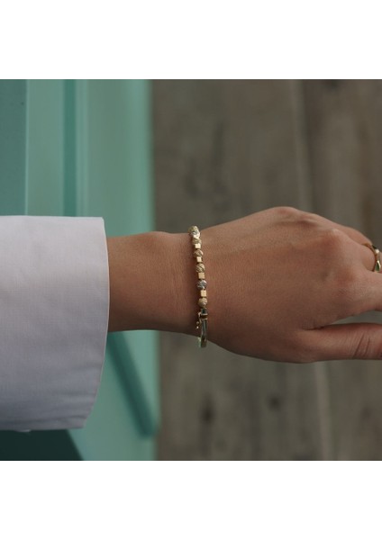 Dorikalı Küp Altın Kelepçe fiyatları