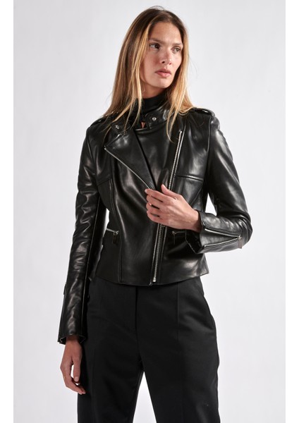 Kruvaze Yaka Fermuarlı Siyah Deri Ceket