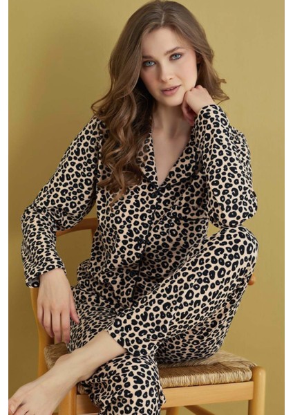 Leopar Desenli Gömlek Yaka Cepli Süet Pijama Takımı