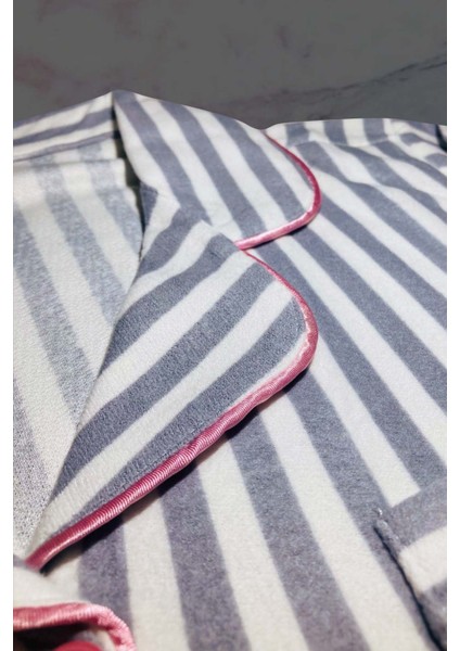 Gri Beyaz Çizgili Gömlek Yaka Cepli Süet Pijama Takımı modelleri