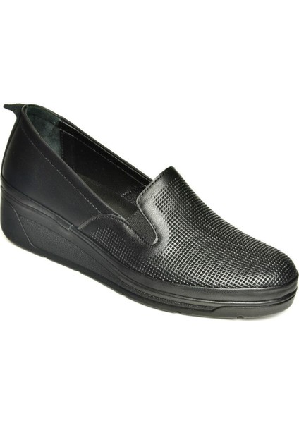 U555024303 Siyah Comfort Ortopedik Taban Kadın Ayakkabı